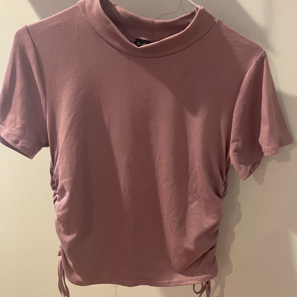 Soft shirt with ruching on side
